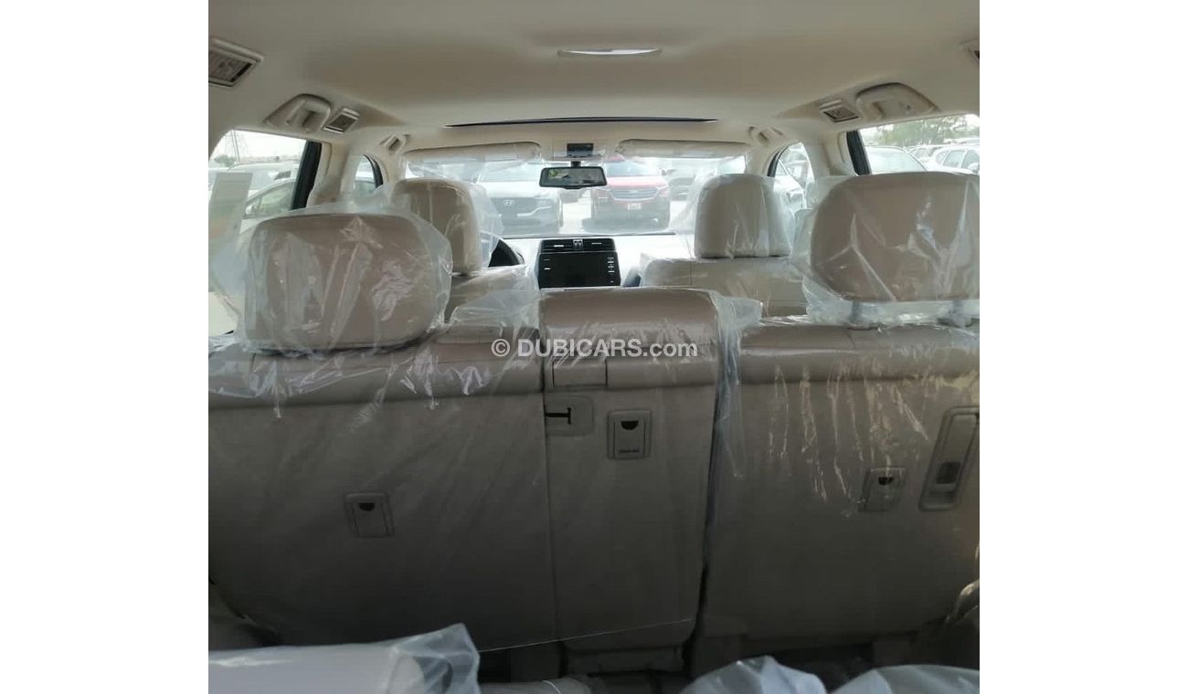 Toyota Prado TXL , 4.0 L , sunroof , 2 electric seats , leather seats