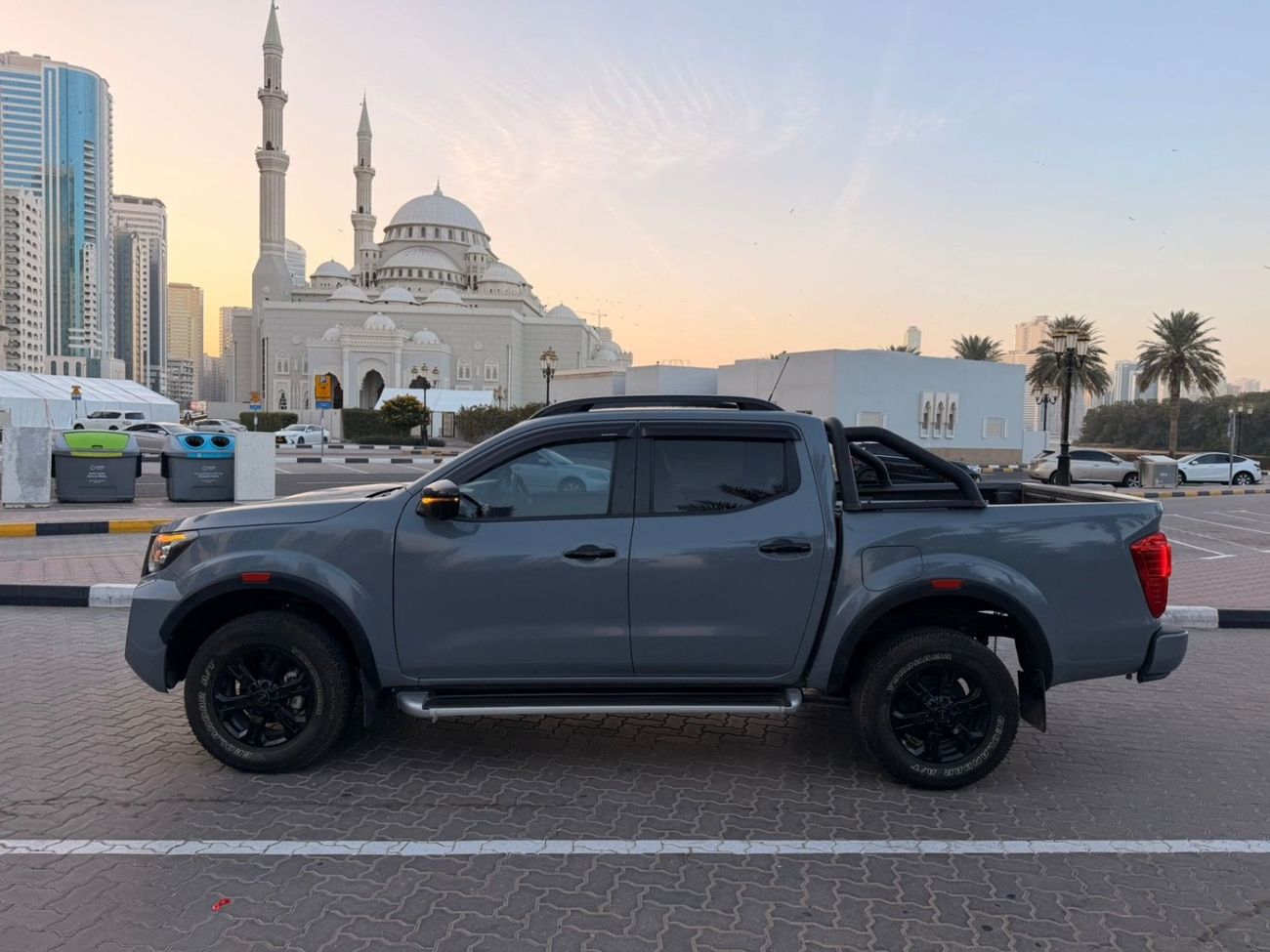 نيسان نافارا PRO-4X Series 4 4×4  Exported from Australia Right Hand Drive