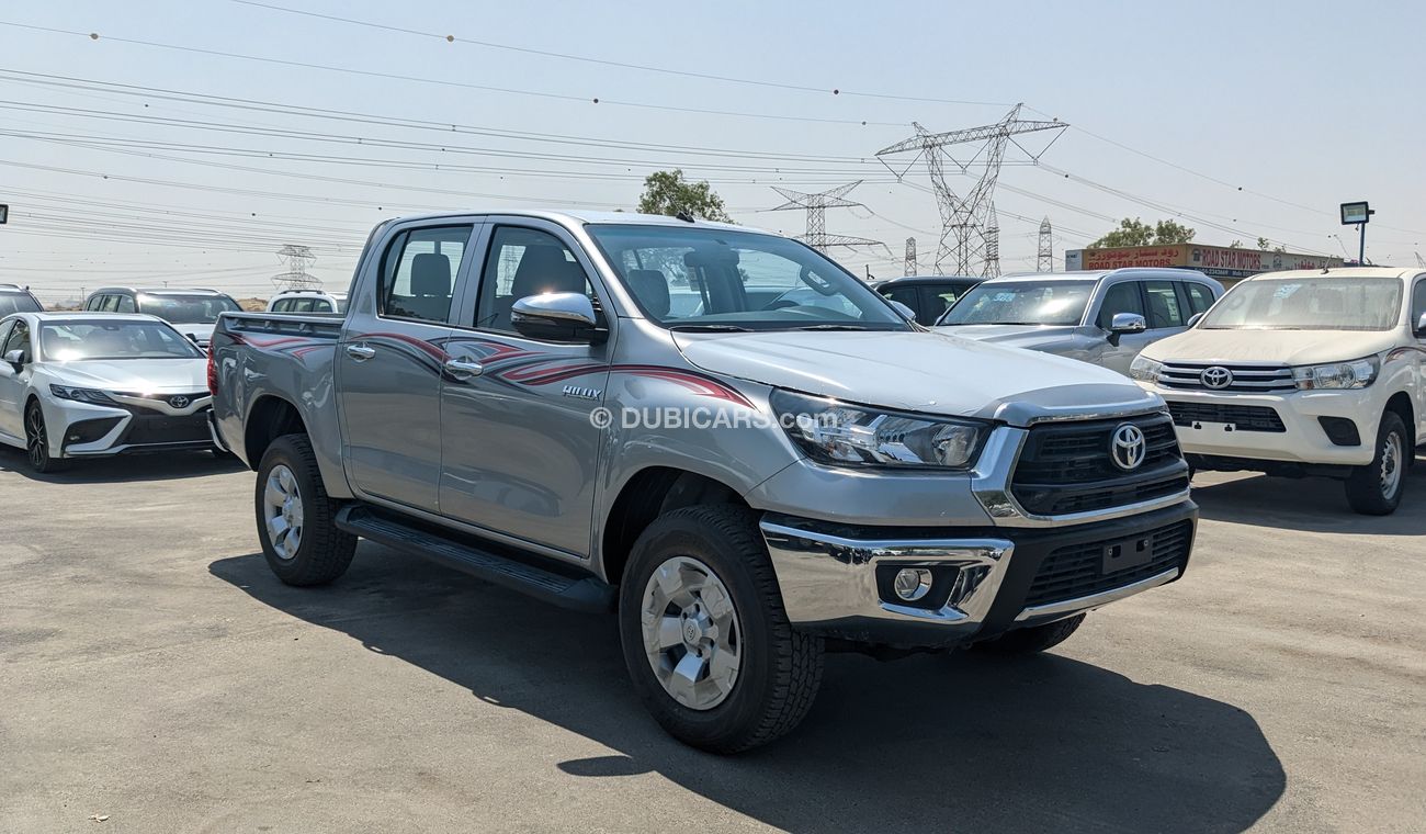 Toyota Hilux 2.4L  Diesel DLX  4X4  AT