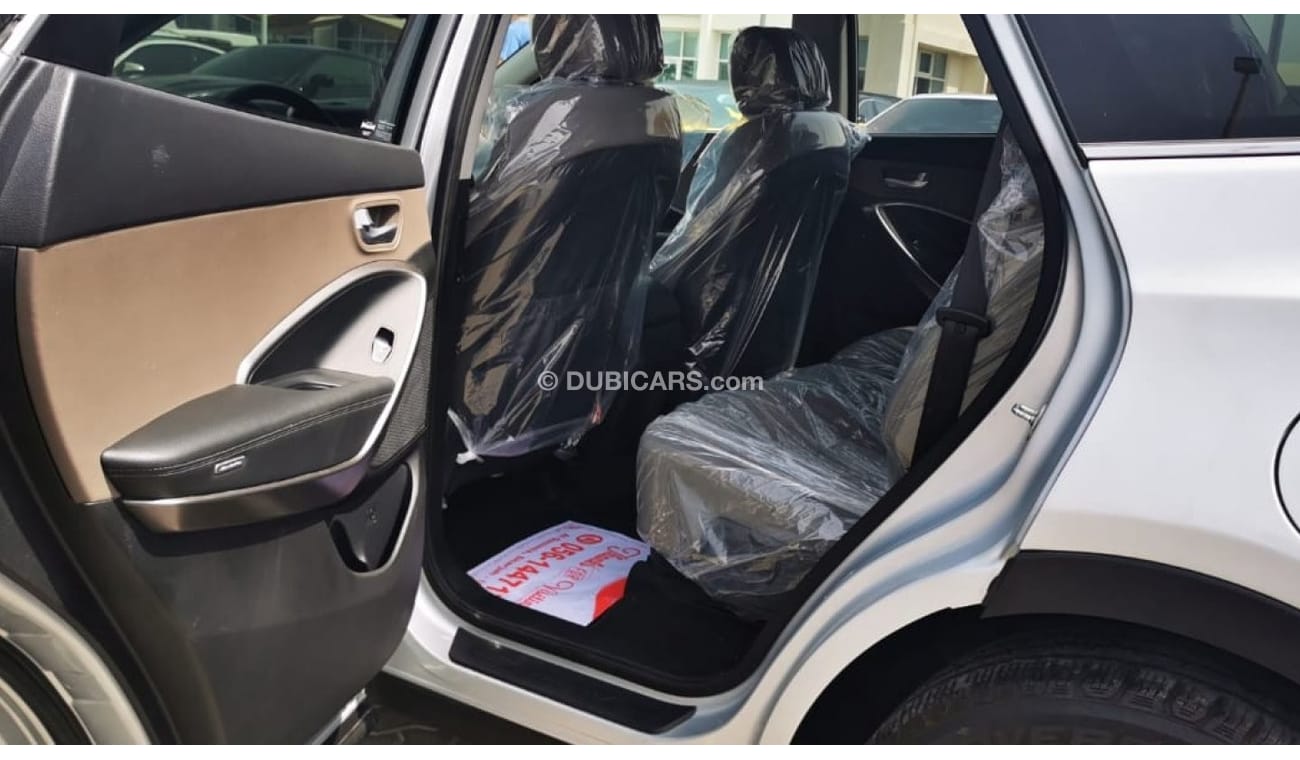 هيونداي جراند سانتا في Limited Edition