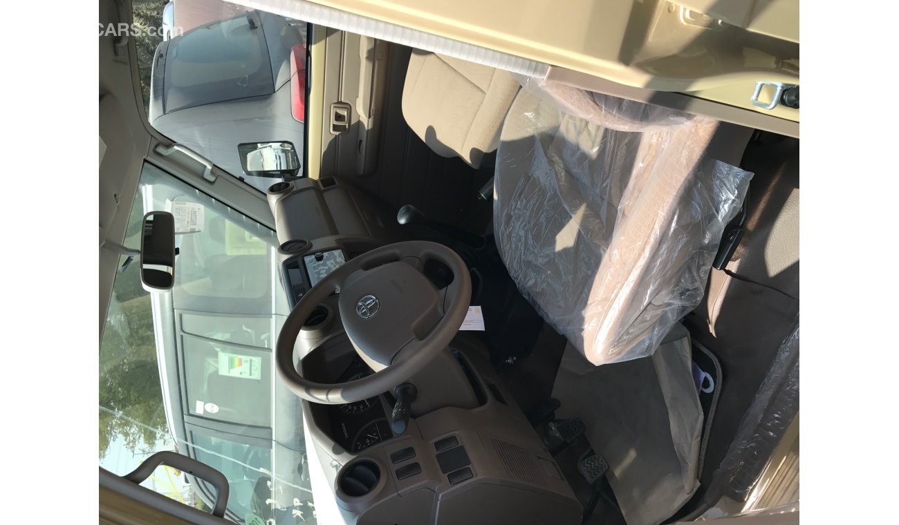 Toyota Land Cruiser Pick Up DOUBLE CABINE