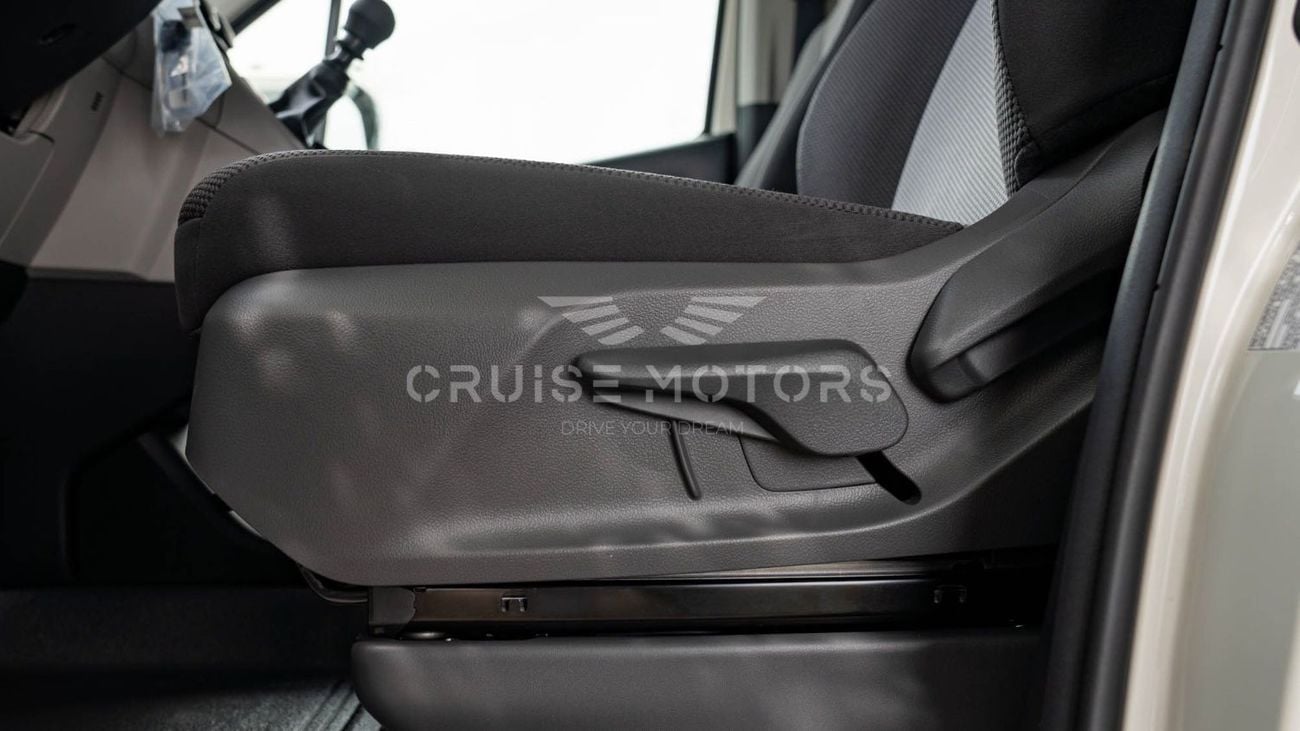 تويوتا هاياس HR 13-SEATER 3.5L PETROL MT | LHD | WHITE | BRAND NEW | EXPORT ONLY