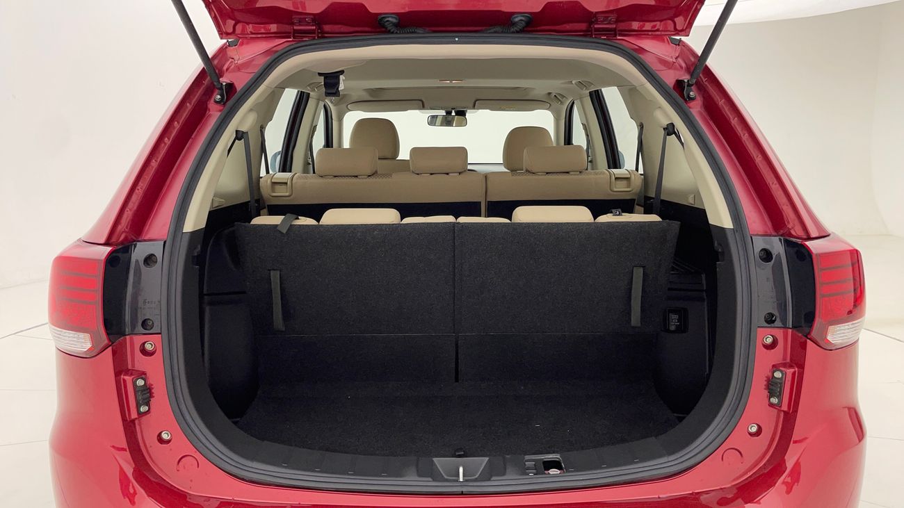 ميتسوبيشي آوتلاندر GLX HIGHLINE 2.4 | بدون دفعة مقدمة | اختبار قيادة مجاني للمنزل