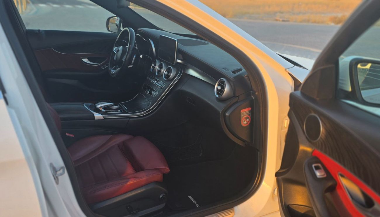 Mercedes Benz C200 AMG