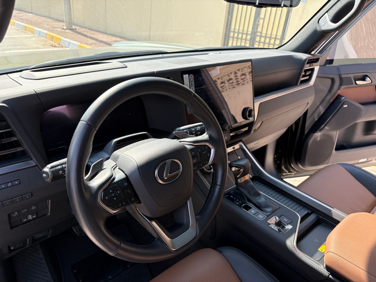 Lexus GX550 Luxury + Full Option First Owner