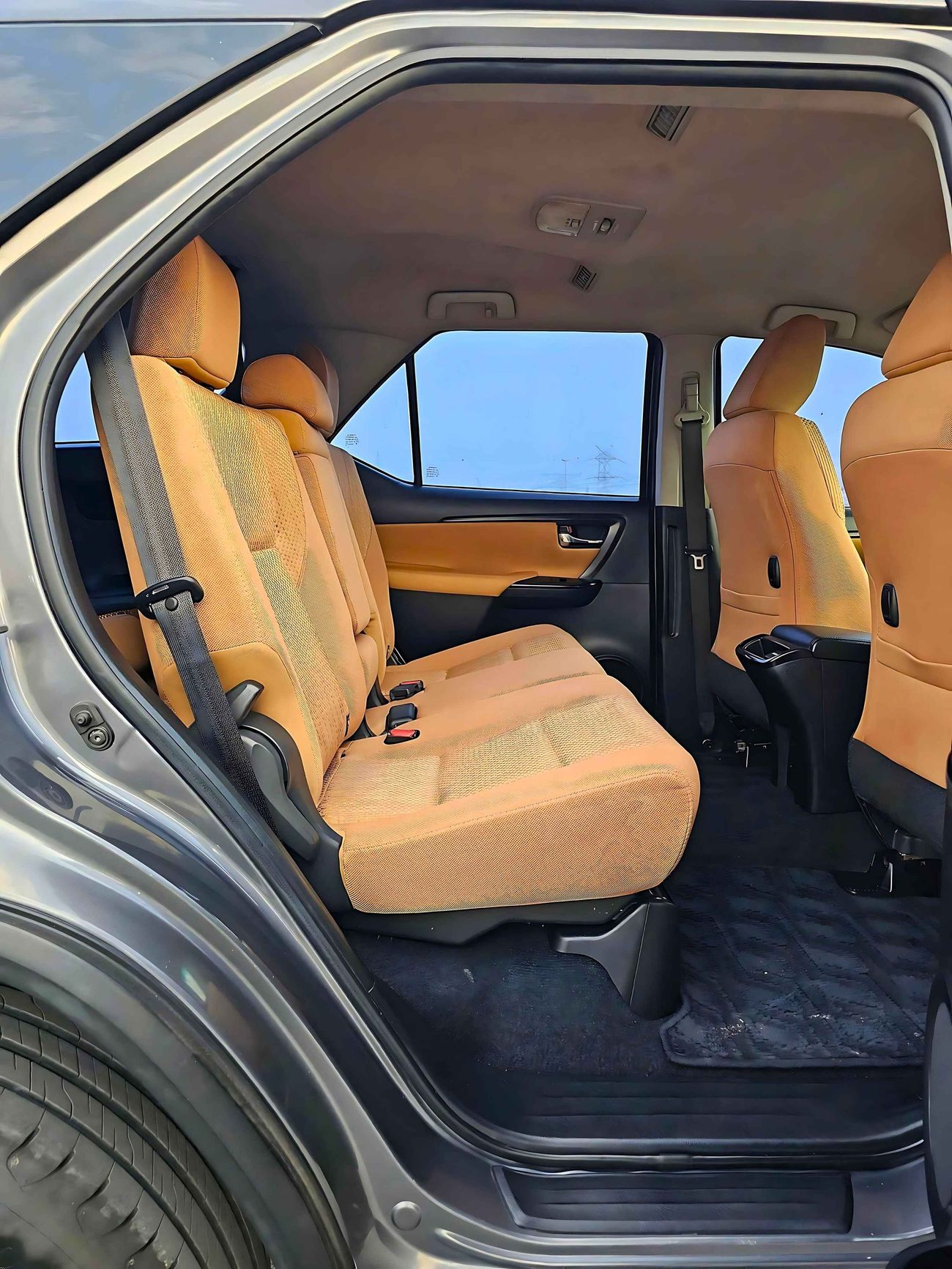 Toyota Fortuner V4 /4WD/ NON ACCIDENT/ ORIGINAL COLOR/ 1199 MONTHLY / LOT# 90501