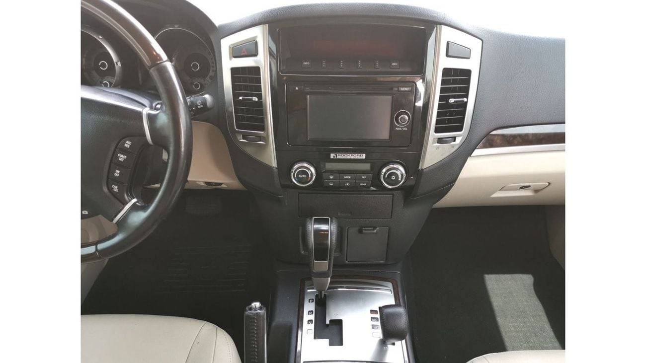 Mitsubishi Pajero GLS Highline