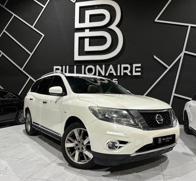 Nissan Pathfinder SV 3.5L (260 HP) 4WD NISSAN PATHFINDER | GCC | 2015 | FULL OPTIONS 7SEATERS WITH PANORAMIC ROOF