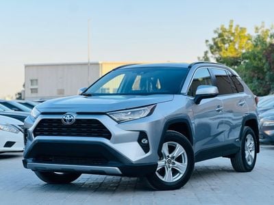 تويوتا راف ٤ Toyota RAV4 XLE   Left Hand Drive  Model: 2021 Push button start,