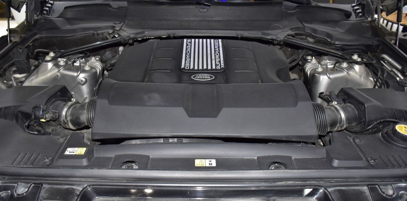 Land Rover Range Rover Sport EXCELLENT DEAL for our Land Rover Range Rover Sport Supercharged ( 2019 Model ) in Brown Color GCC S