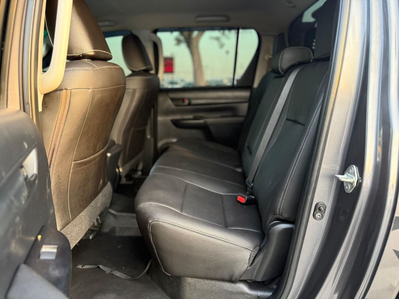 Toyota Hilux 2019 | 2.8L DIESEL | AT | RHD | BULL BAR | SPORTS BAR