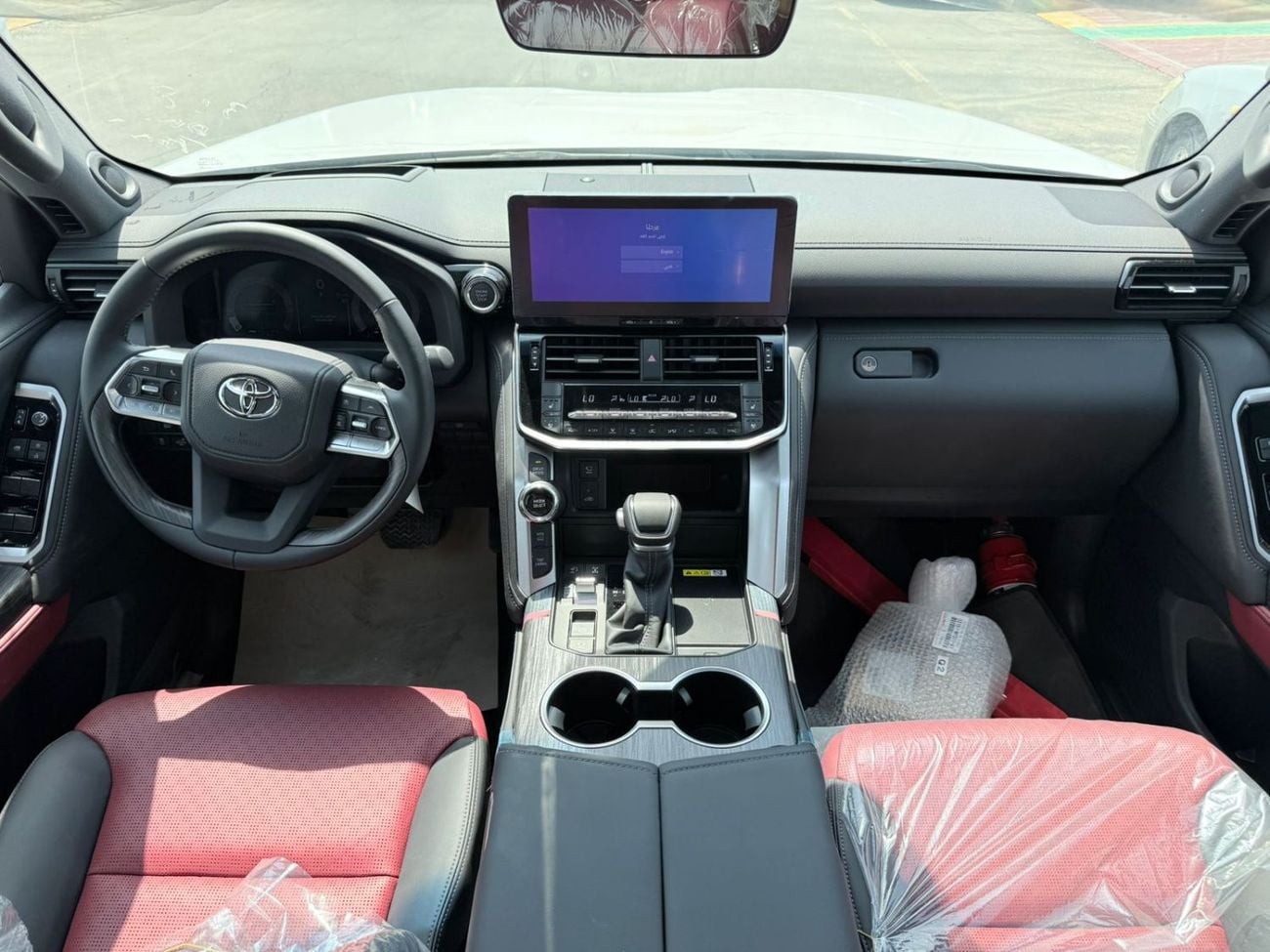 Toyota Land Cruiser LAND CRUISER VXR . A/T . Petrol 3.5L Twin Turbo 4x4 . 7 Seats 2026 Model