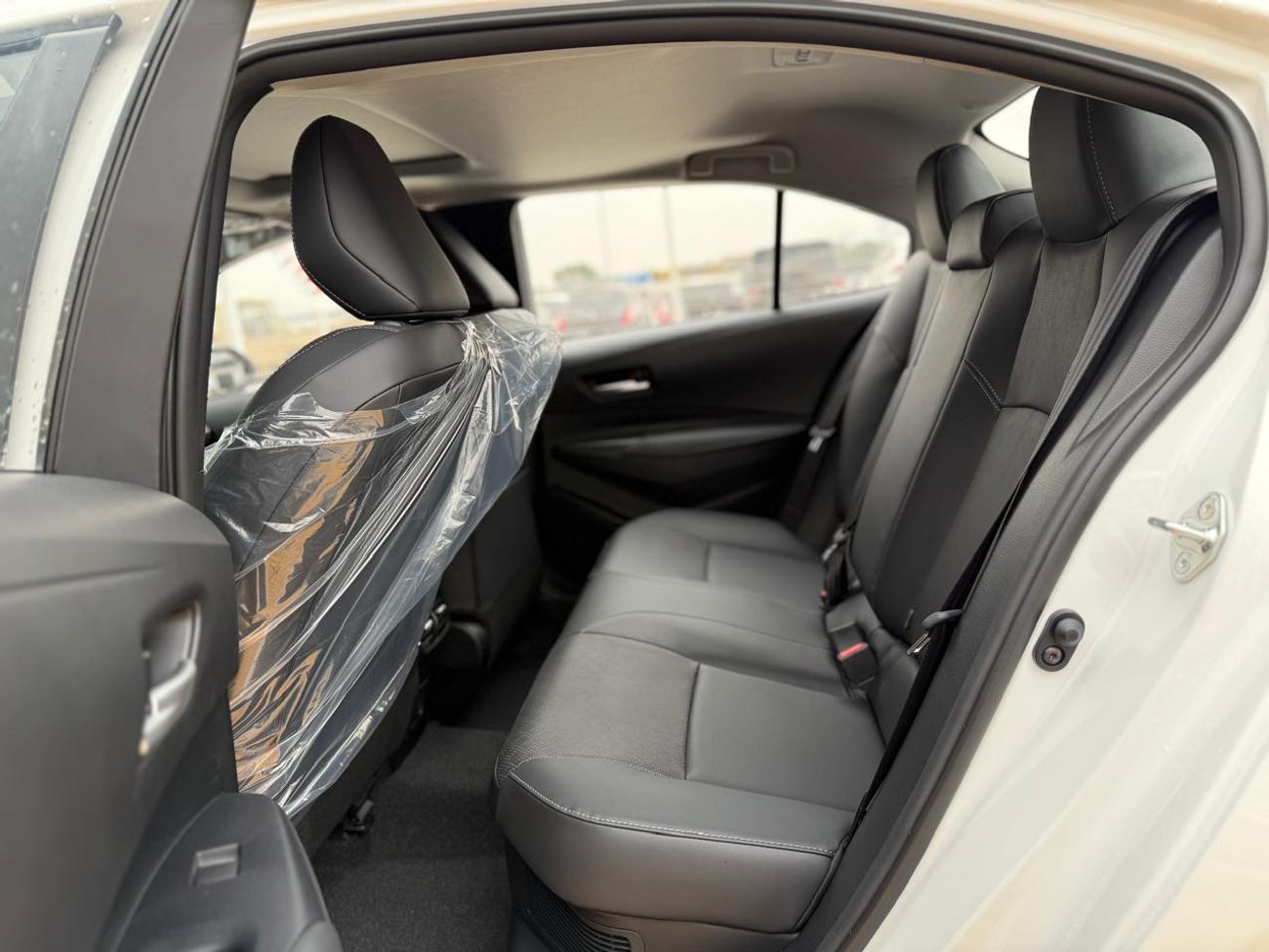 تويوتا كورولا اعلي فئة 1.8 هايبرد