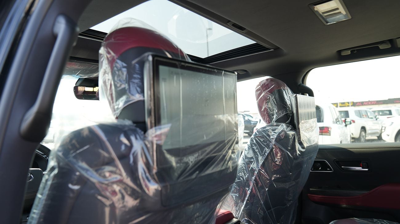 تويوتا لاند كروزر GR Sport