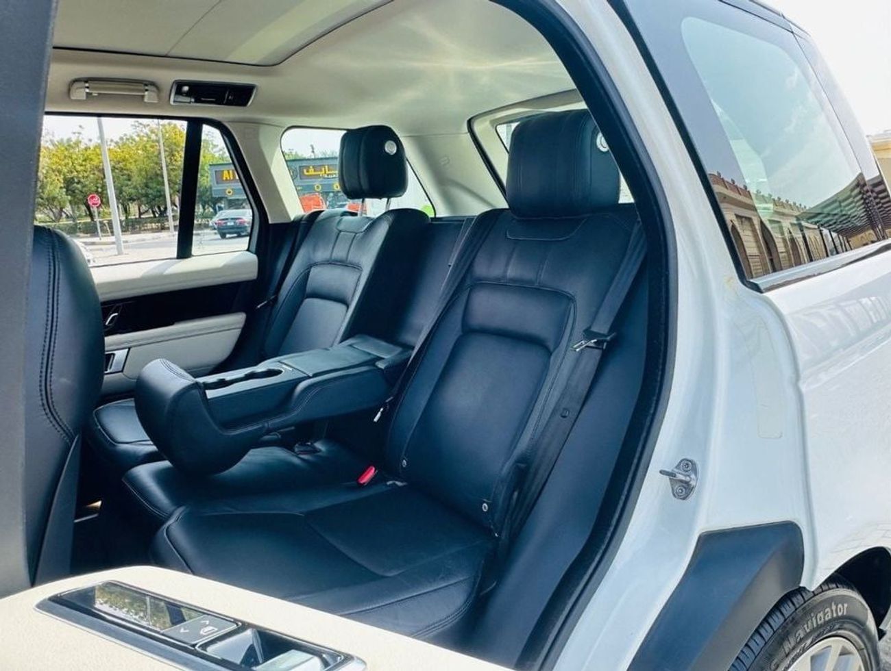 Land Rover Range Rover HSE 3.0L (375 HP)