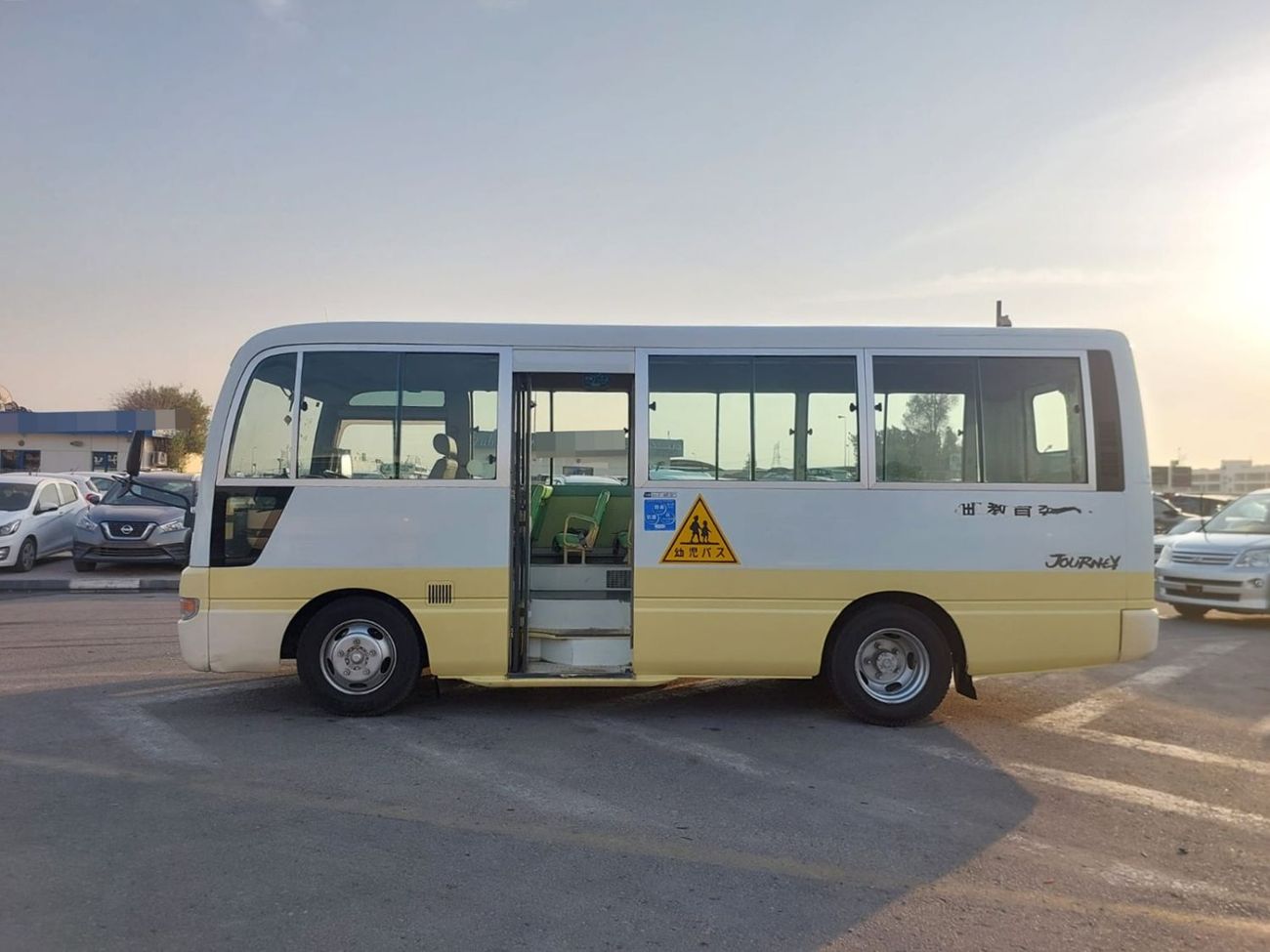 Isuzu Journey ISUZU JOURNEY BUS RHD 2003 MODEL 4.1 L DIESEL MANUAL(PM720009)