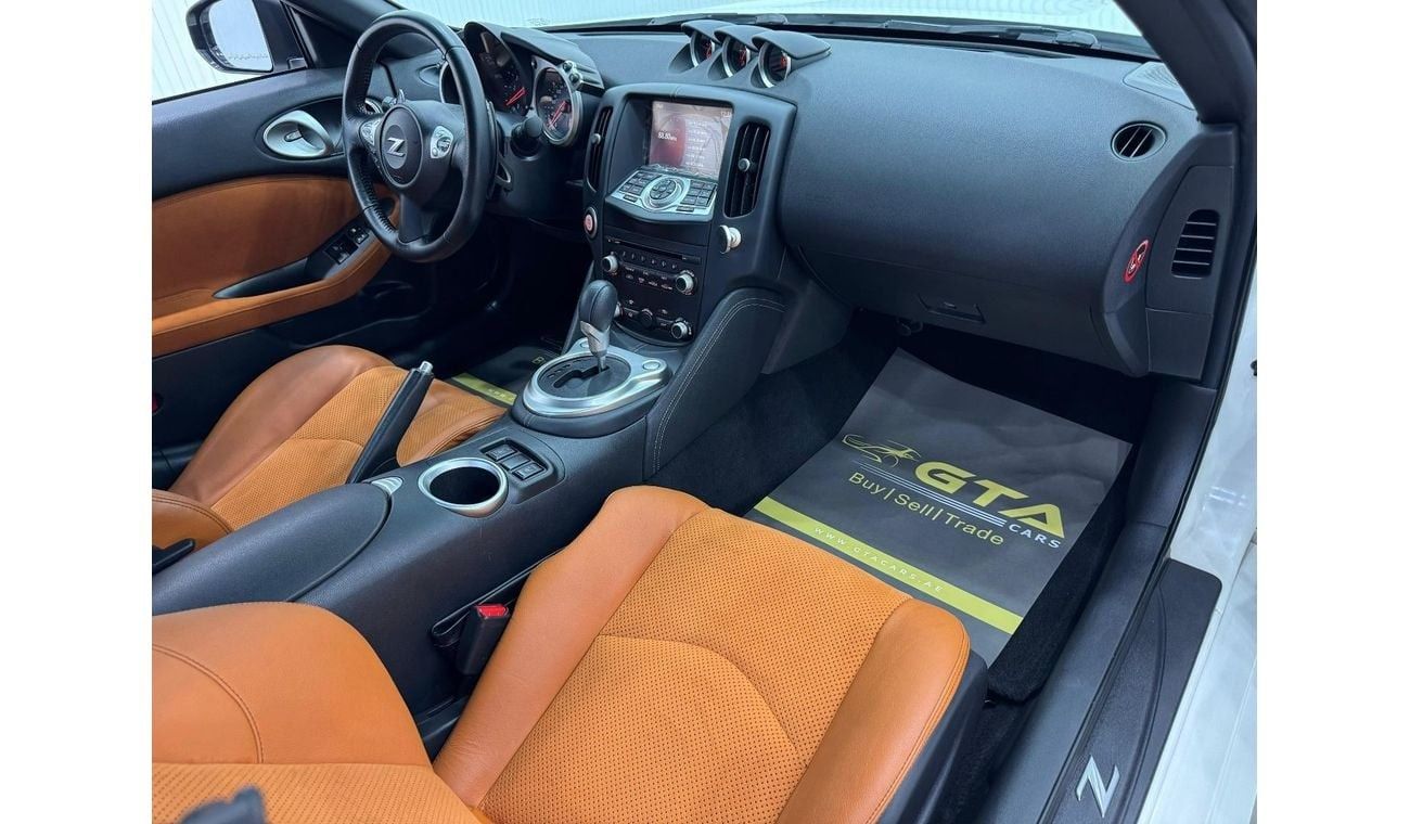 Nissan 370Z Std 3.7L (324 HP) Coupe 2016 Nissan 370z Coupe, Service History, Very Low Kms, GCC