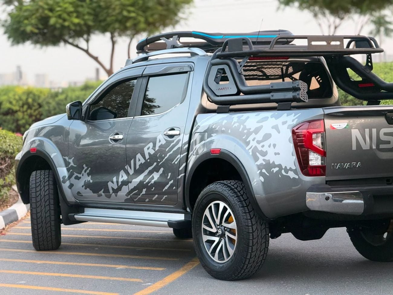 نيسان نافارا FACELIFTED TO 2024 MODEL | RHD | 2.3 DIESEL ENGINE | 4WD