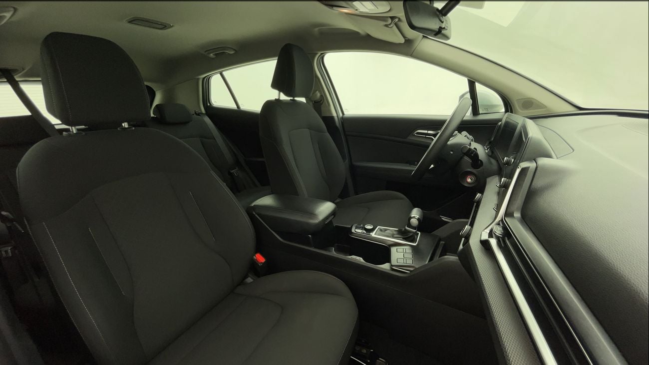 كيا سبورتيج LX 2 | بدون دفعة مقدمة | اختبار القيادة في المنزل