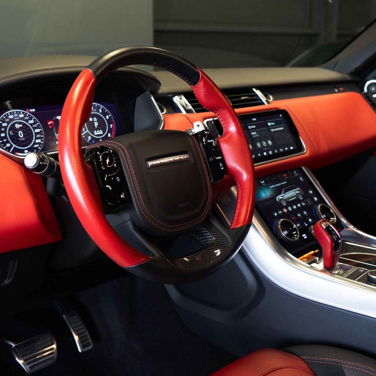 لاند روفر رينج روفر سبورت SVR Carbon Edition 5.0L AED 4,407 pm • 0% Downpayment • RR Sport SVR Carbon Edition • 1 Year Warrant