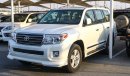 Toyota Land Cruiser GXR V8