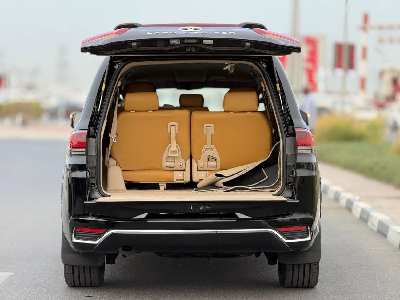 تويوتا لاند كروزر Toyota Landcruiser 2014 LHD Gcc specs 8seats 5doors 4x4 LHD