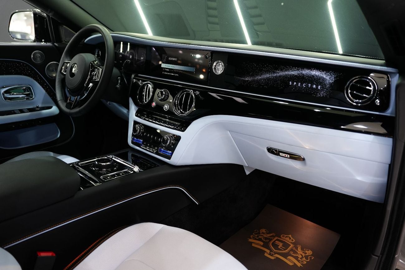 Rolls Royce Spectre STD BRAND NEW, Bespoke Audio, Starlight, Dealer Warr + Serv!!