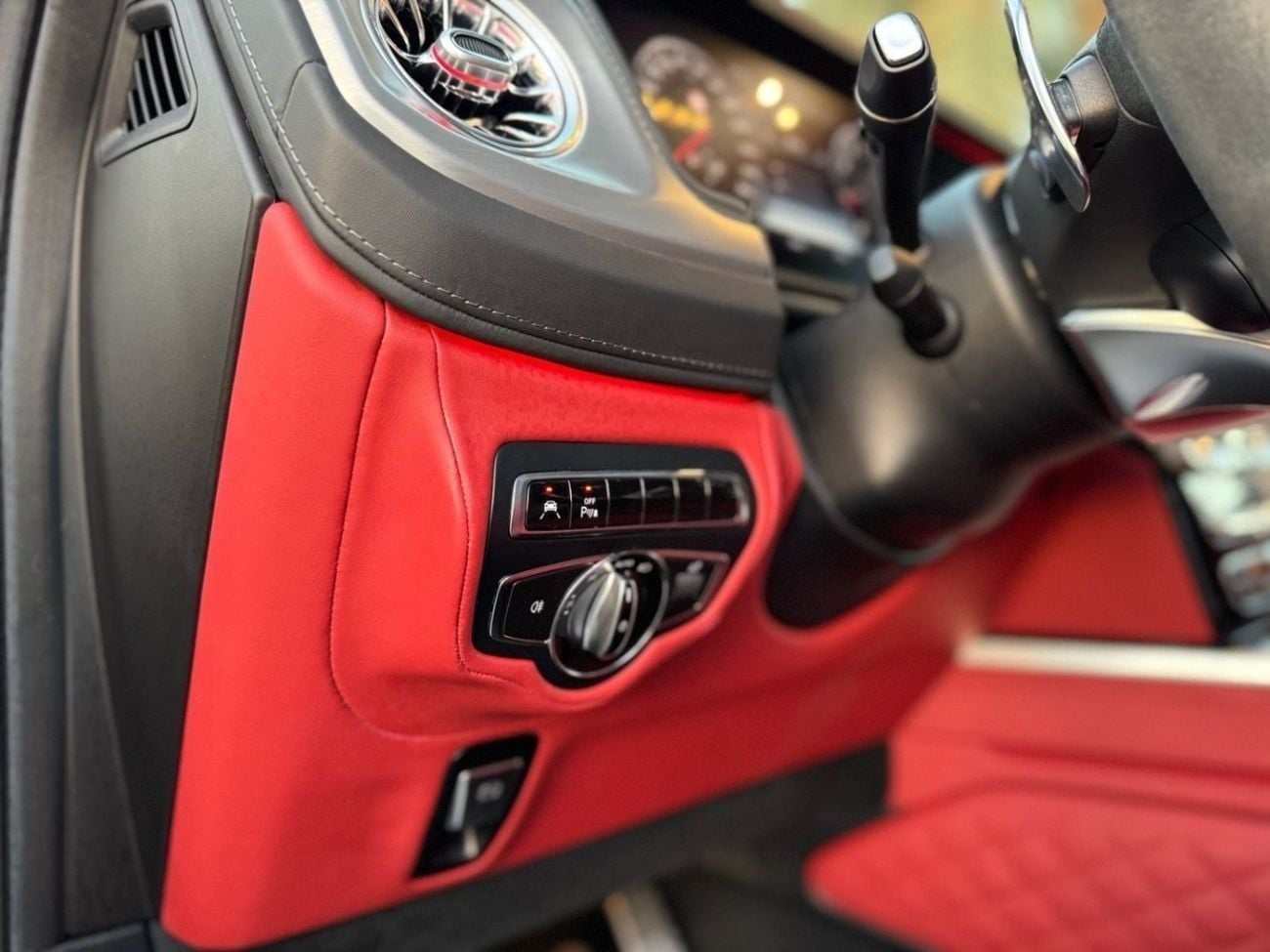 Mercedes Benz G63 AMG STD DOUBLE NIGHT PACKAGE 2023