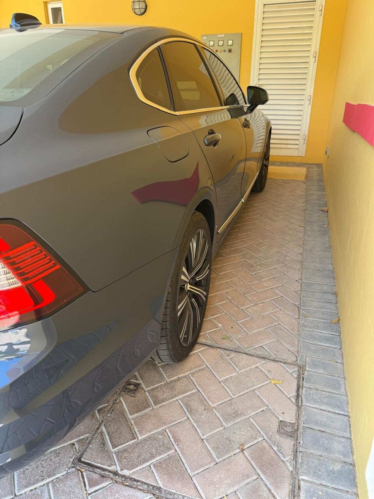 فولفو S90 B6 Utlimate Bright AWD