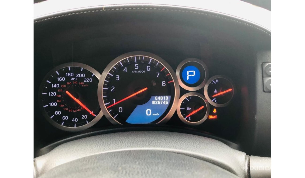 نيسان جي تي ار نيسان جى تى ار وارد كلين تايتل 2013 بحاله ممتازه