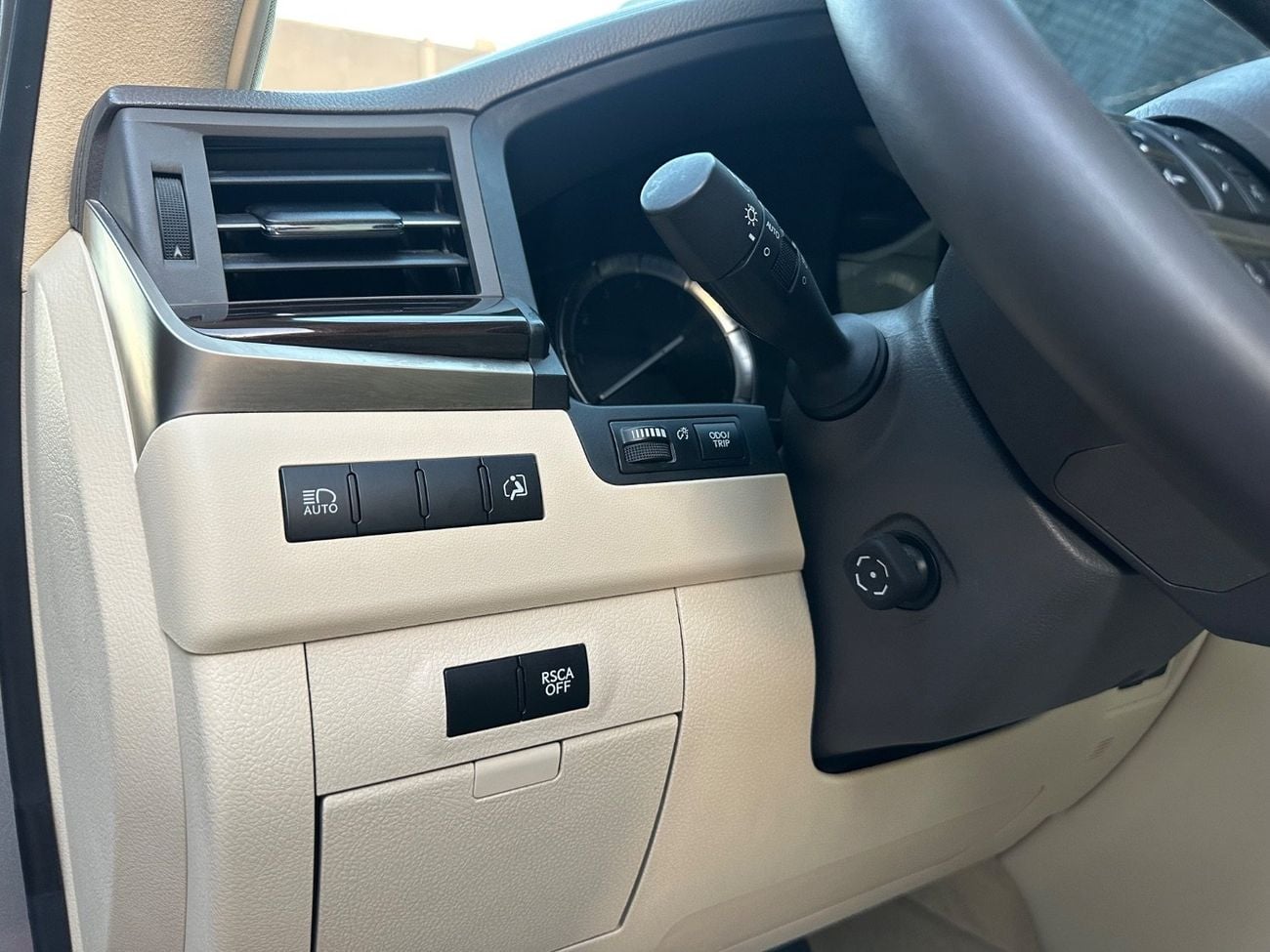 لكزس LX 570 SIGNATURE