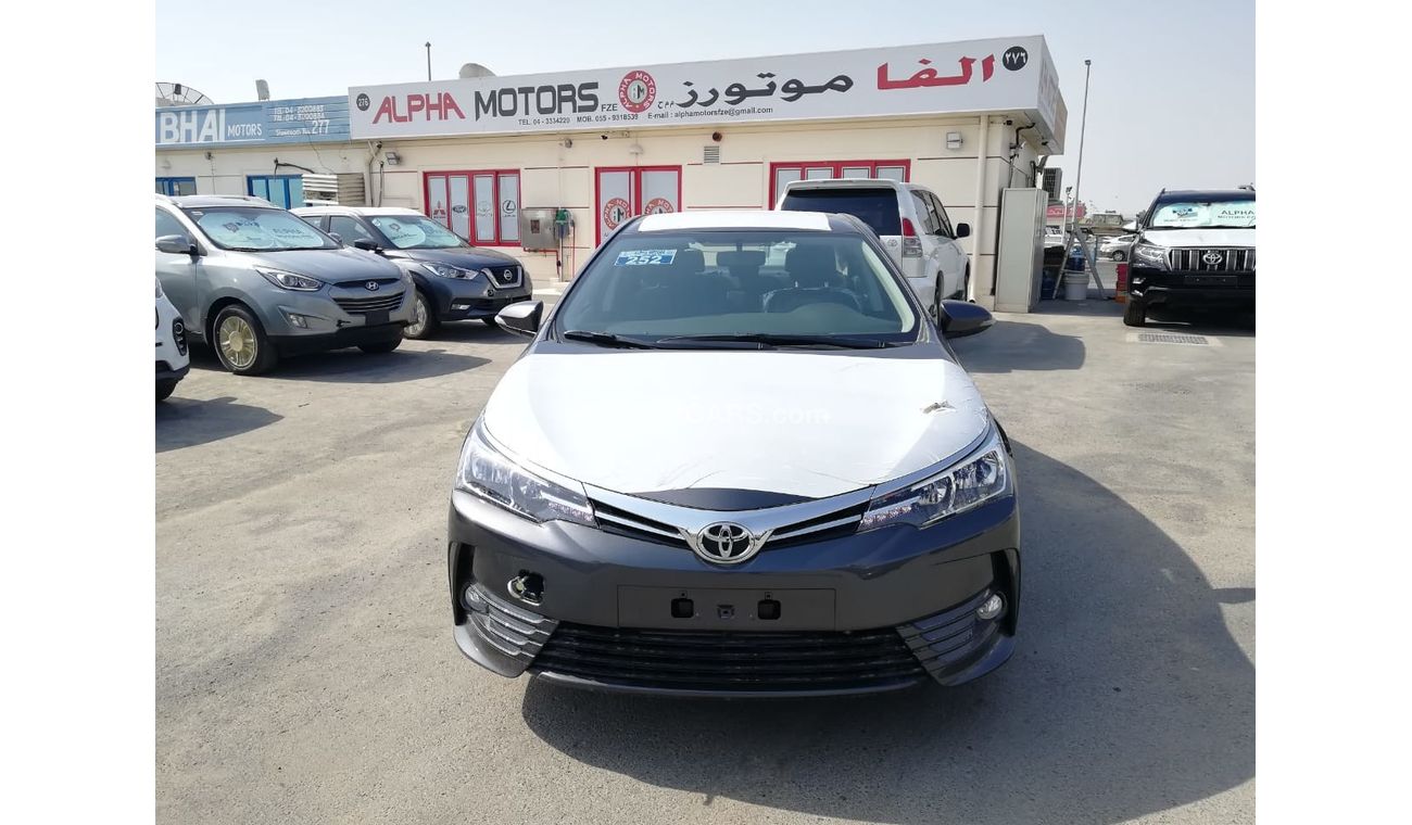 Toyota Corolla 1.8L full options 2018