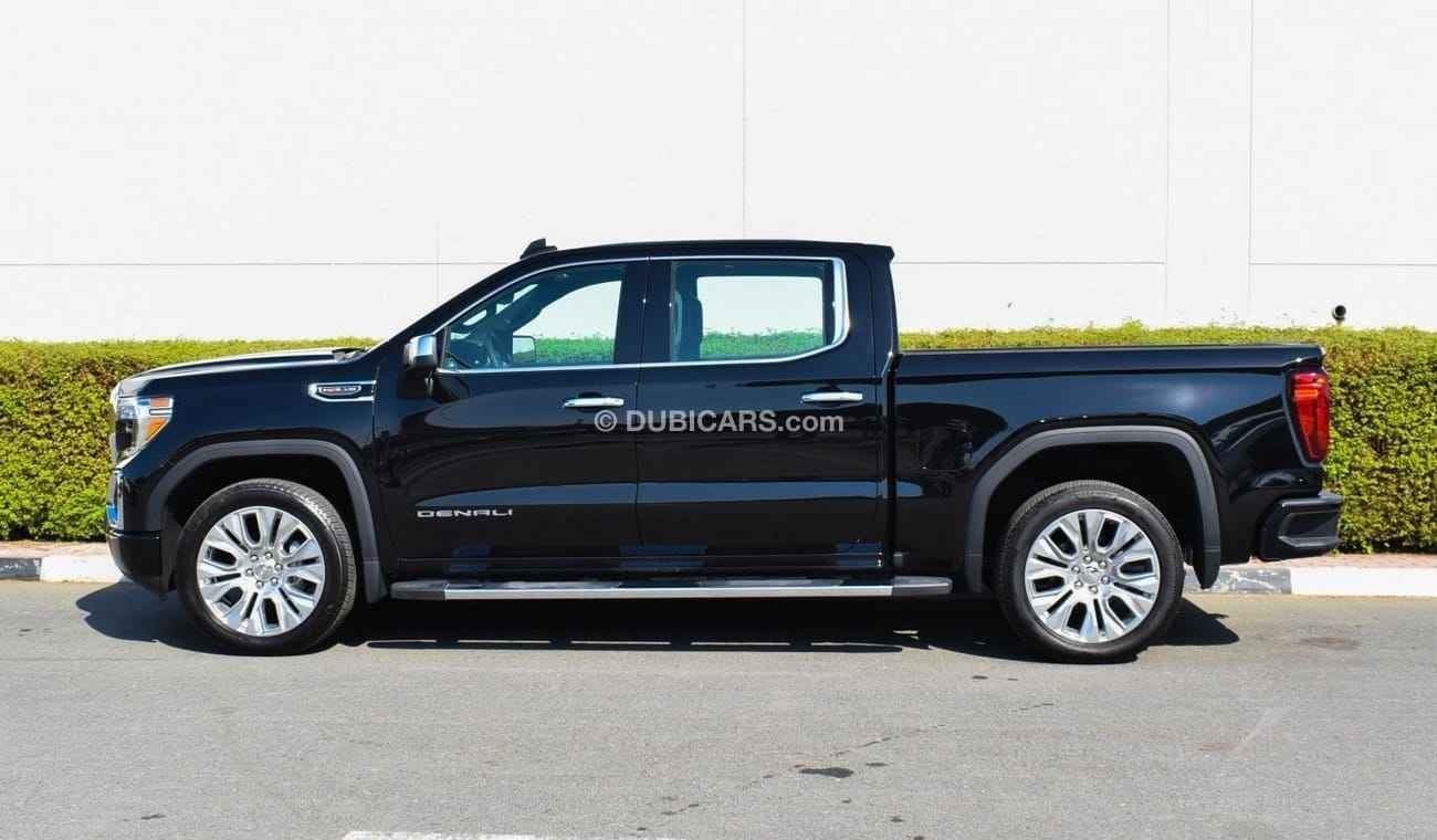 GMC Sierra Denali 4WD CREWCAB/2022/GCC DEALER WARRANTY. Local Registration+5%