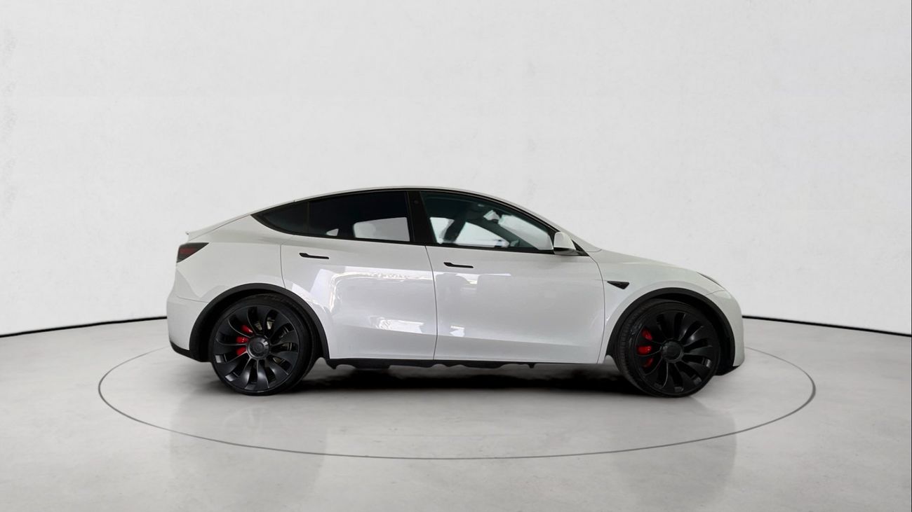 Tesla Model Y Performance (Dual Motor) | upto AED 20,000 Ramadan Discount | Guaranteed Warranty | 0 Down Payment