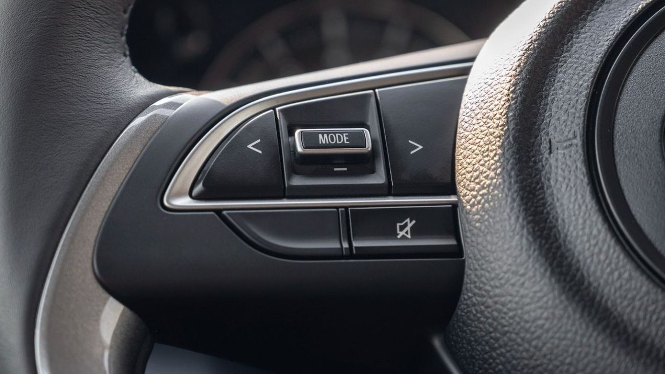 Toyota Starlet (LHD) TOYOTA STARLET 1.5P AT MY2023 - SILVER