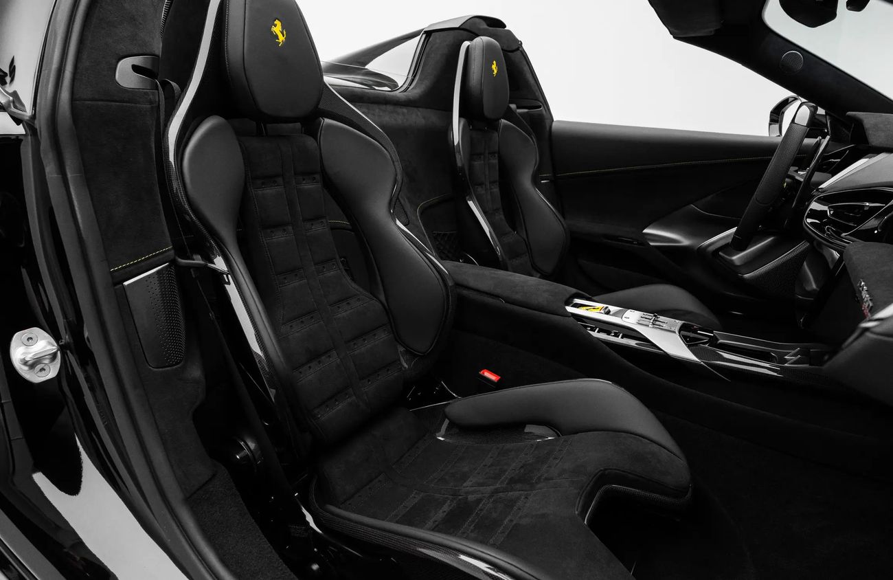 فيراري 12سيلندري 6.5L Naturally Aspirated V12 Engine