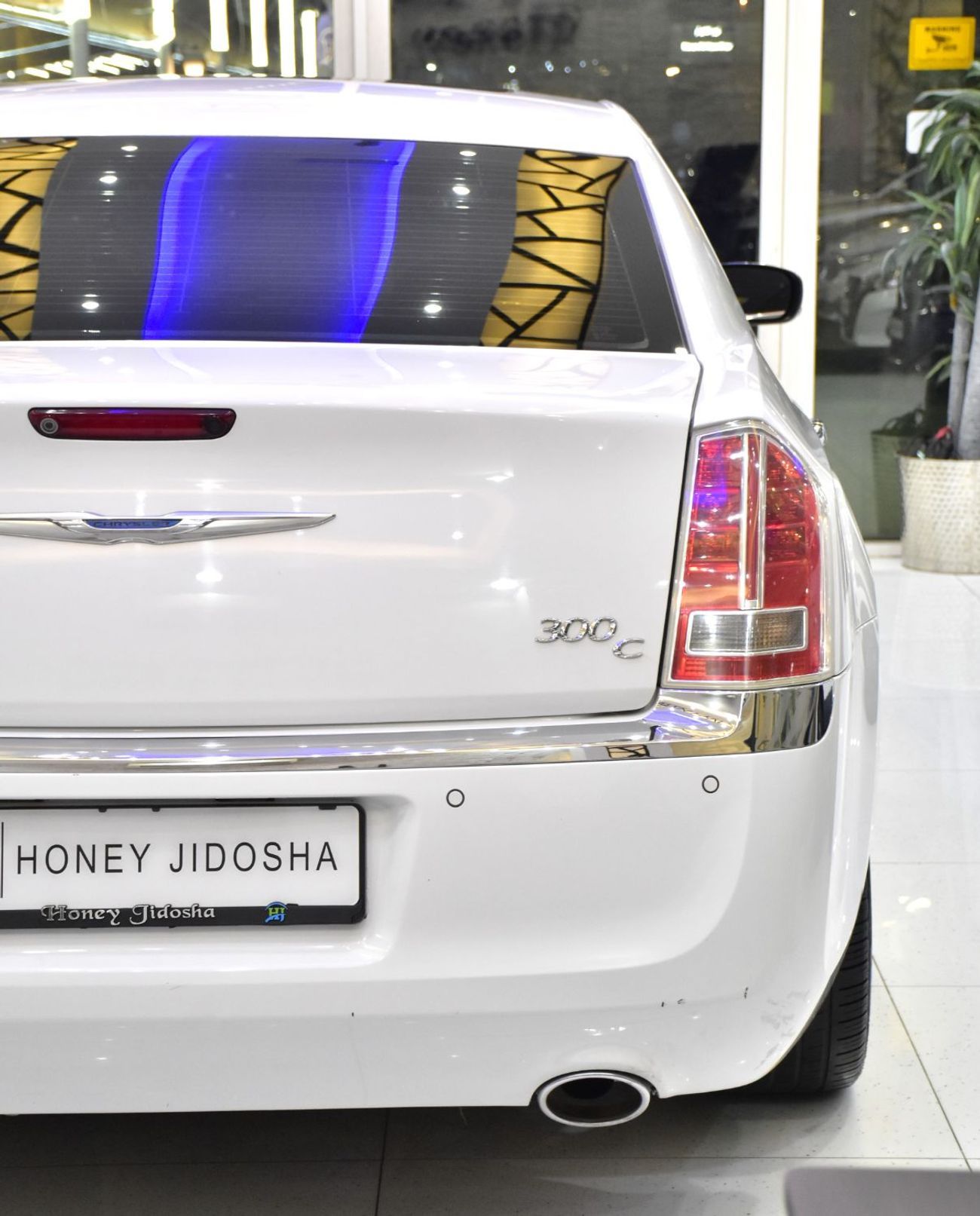 Chrysler 300C EXCELLENT DEAL for our Chrysler 300c ( 2014 Model ) in White Color GCC Specs