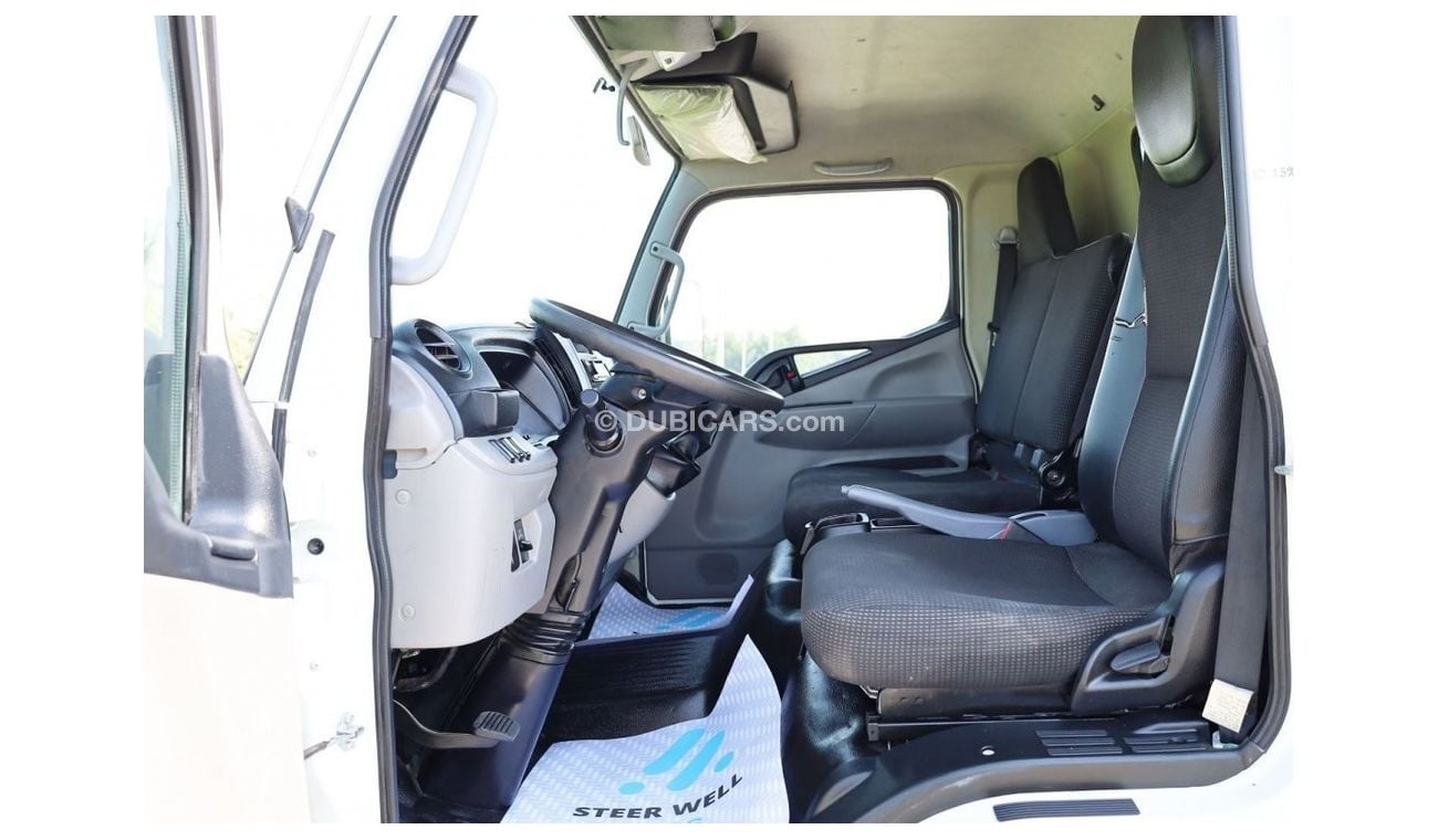 ميتسوبيشي فوسو كانتير | Water Body Shutter Box | Excellent Condition | GCC