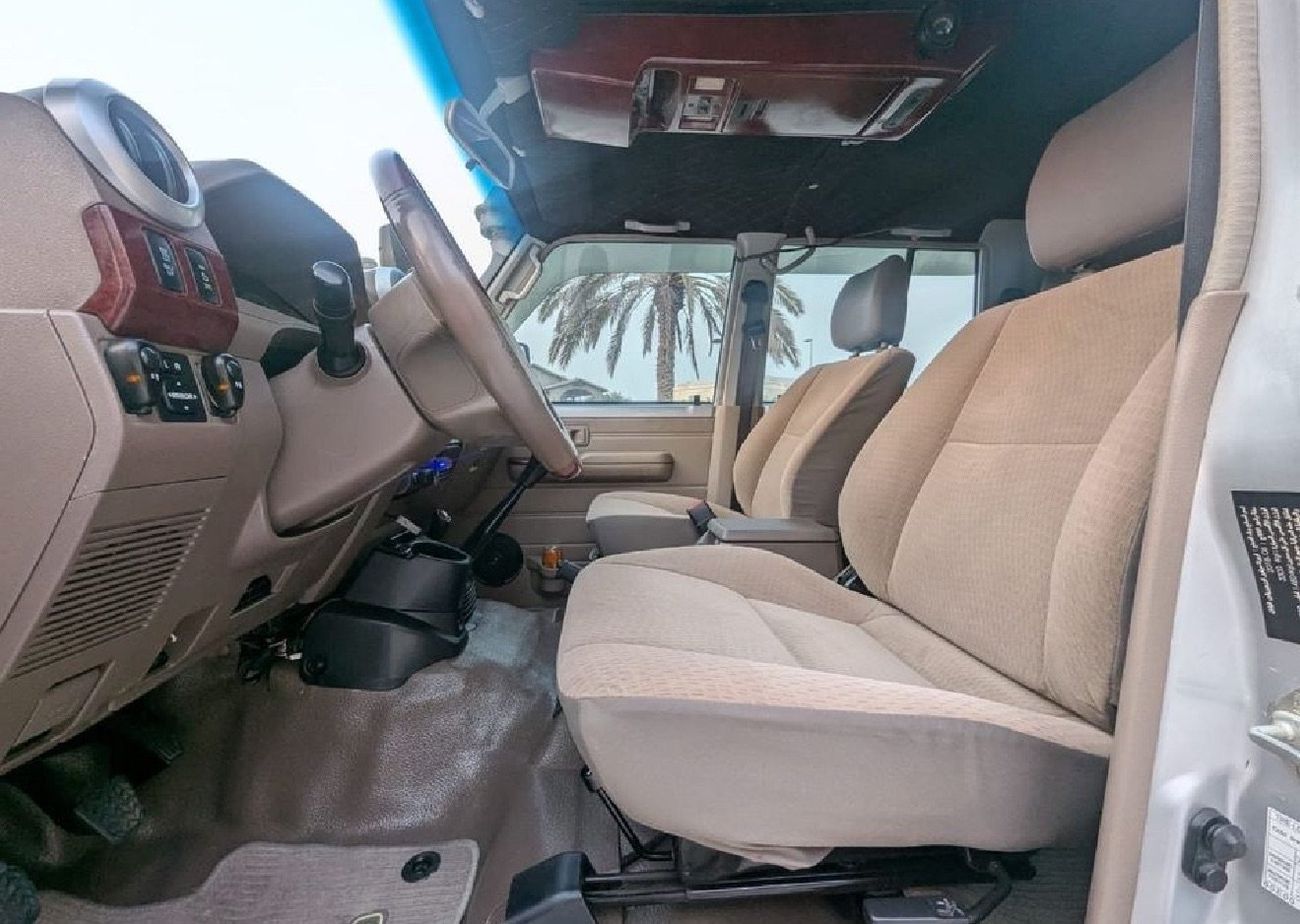 Toyota Land Cruiser Pick Up 2019 Double Cabin 4.5L Full Option Diesel Engine