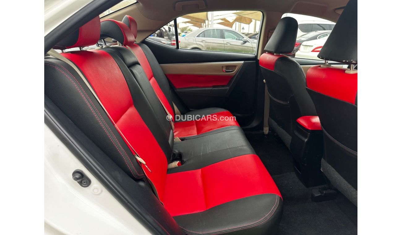Toyota Corolla SE+ MODEL 2015 GCC CAR PREFECT CONDITION INSIDE AND OUTSIDE FULL OPTION SEplus Full electric control
