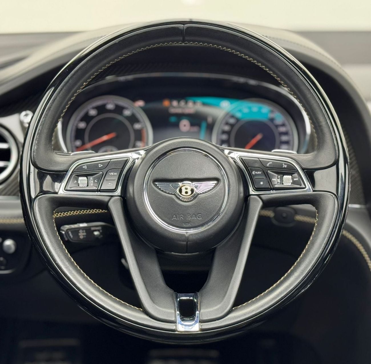 Bentley Bentayga 2020 Bentley Bentayga Signature, Warranty, Full Service History, GCC