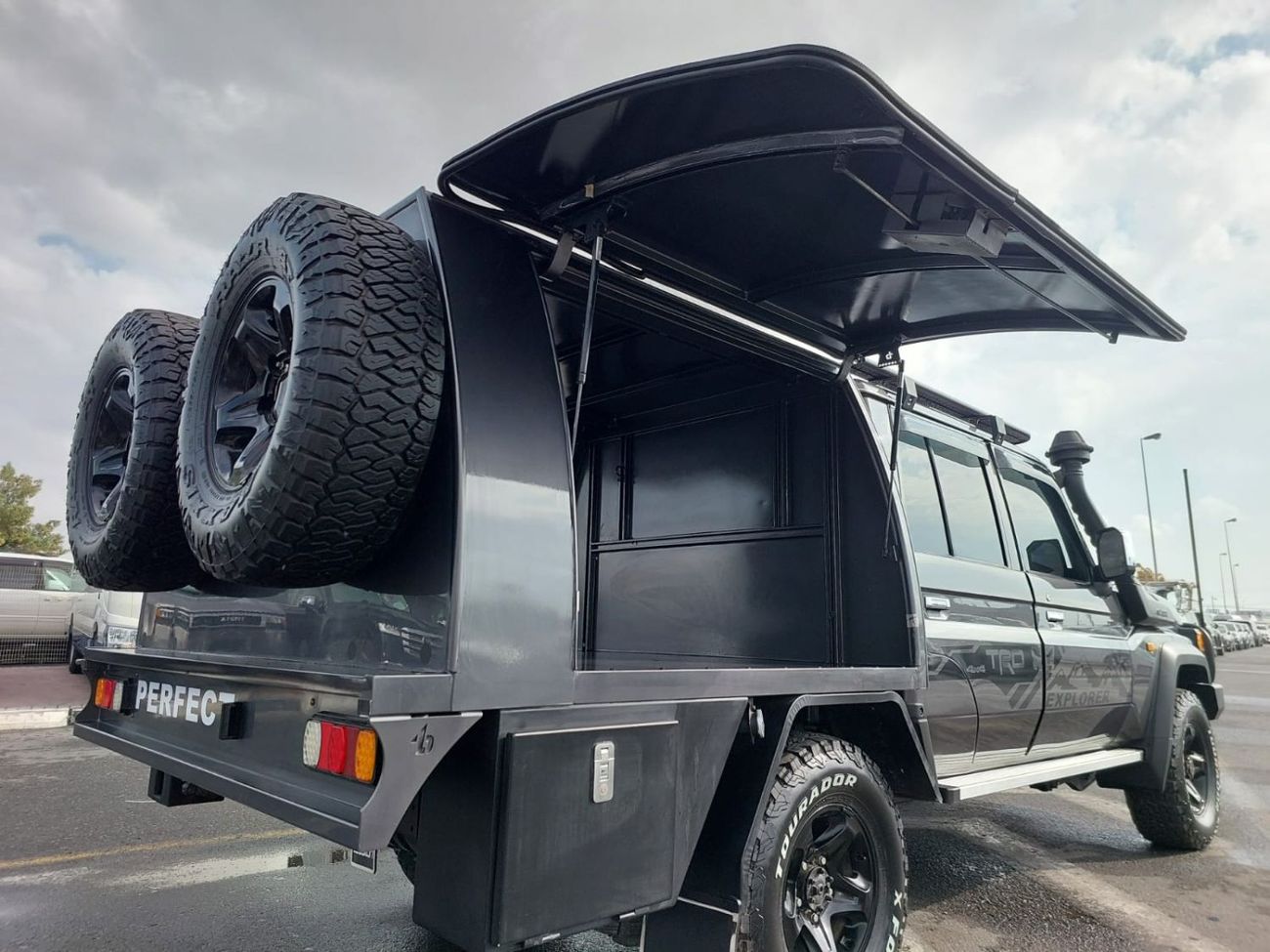 تويوتا لاند كروزر بيك آب TOYOTA LAND CRUISER PICKUP RHD 2016 MODEL 4.5 L DIESEL MANUAL(PM10973)