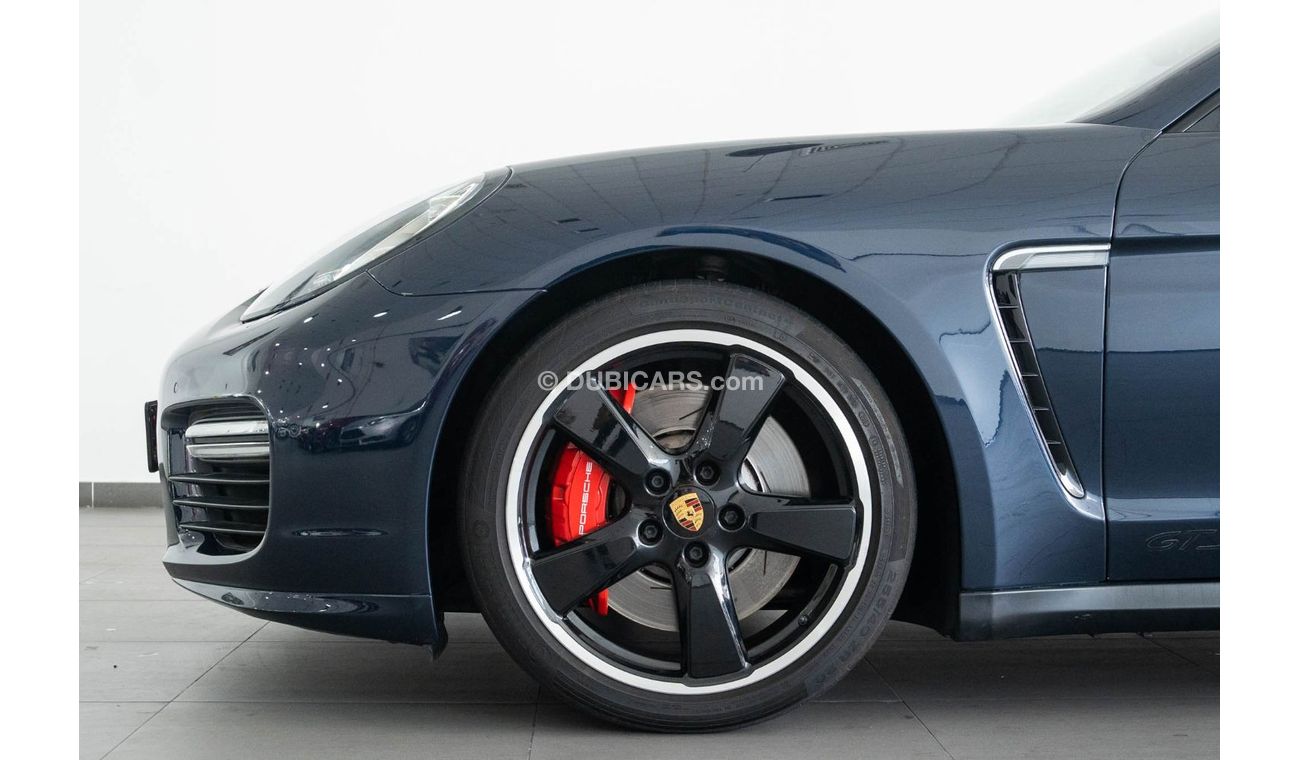 بورش باناميرا 2016 Porsche Panamera GTS / High Option / Sport Chrono Package & Sports Exhaust