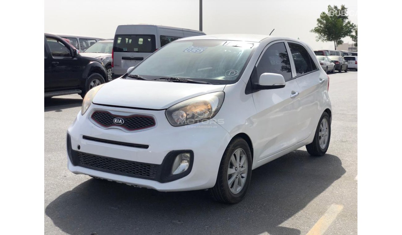 Kia Picanto FOG LIGHTS-CLEAN INTERIOR AND EXTERIOR-LOT-666