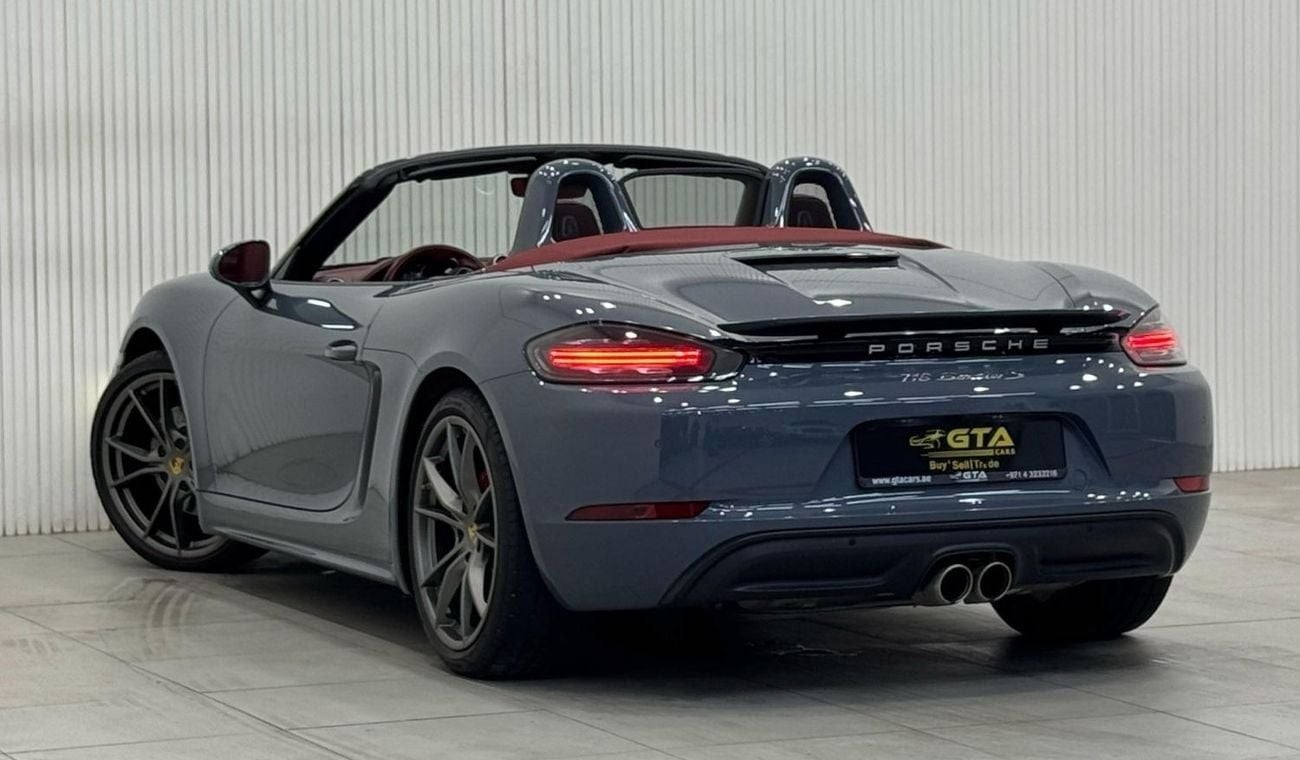 بورش بوكستر 718 S 2.5L A/T 2017 Porsche 718 Boxster S, 2026 Porsche Warranty, Sport Chrono Package, Low Kms, GCC