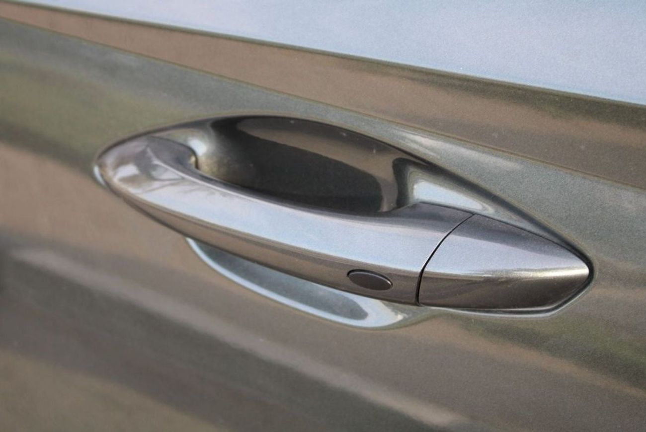 هيونداي توسون HYUNDAI TUCSON 2.5L PETROL 4WD ROYAL PLUS AUTO