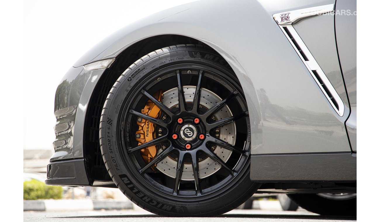 Nissan GT-R GCC - FULL SERVICE HISTORY - ASSIST AND FACILITY IN DOWN PAYMENT - 5465 AED/MONTHLY