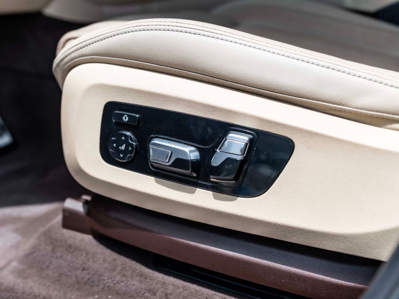 بي أم دبليو X7 XDrive40i 3.0L