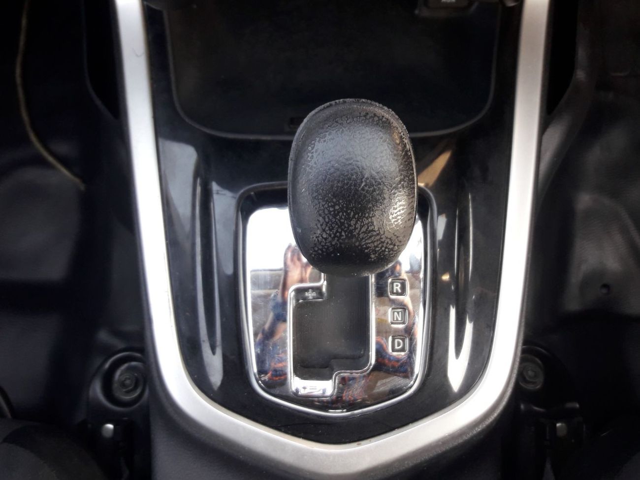 Nissan Navara NISSAN NAVARA RIGHT HAND DRIVE (PM1020)