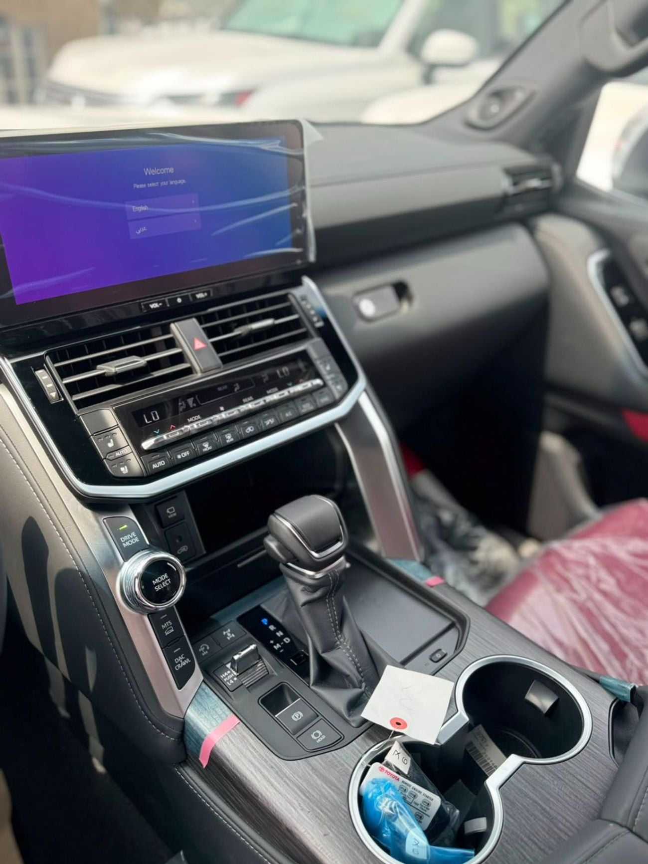 Toyota Land Cruiser VXR FULL OPTION